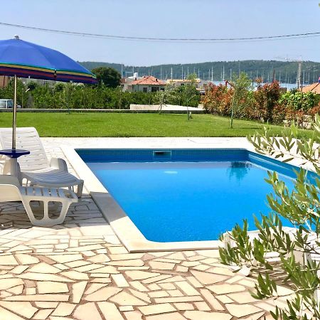 Apartments Teo Трогір Екстер'єр фото