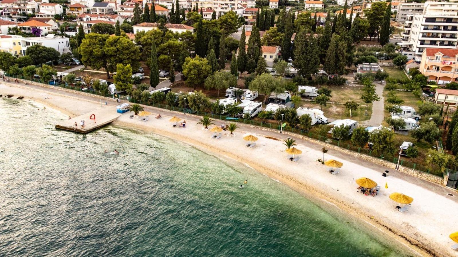 Apartments Teo Трогір Екстер'єр фото
