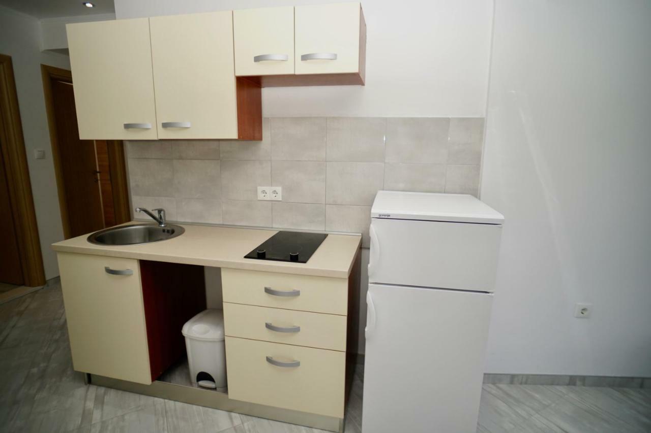 Apartments Teo Трогір Екстер'єр фото